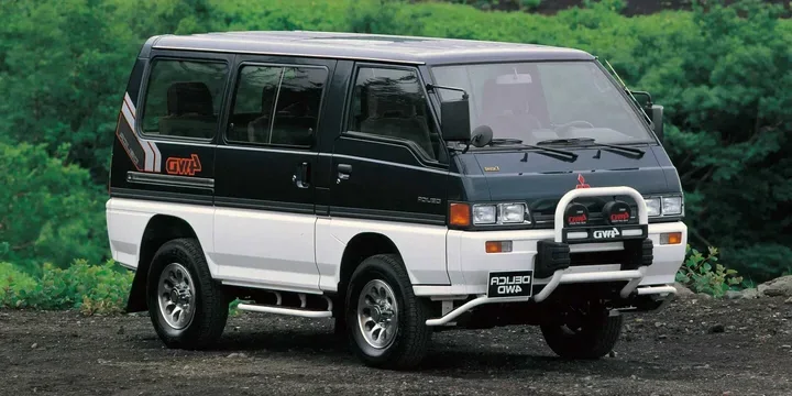 1988 Mitsubishi 1988-mitsubishi-delica-star-wagon-lwb main image