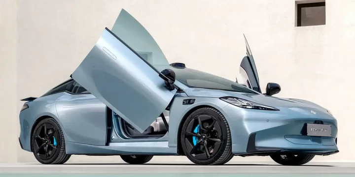 2023 Aion 2023-aion-hyper-gt-electric main image