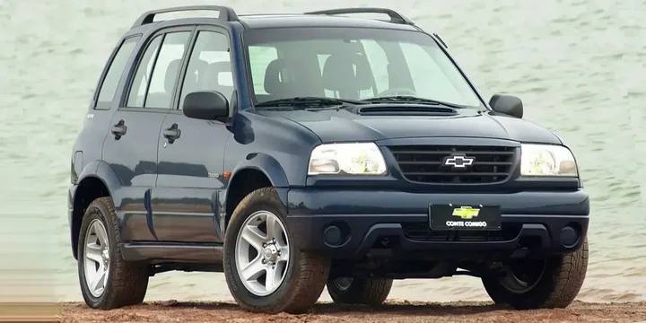 2001 Chevrolet 2001-chevrolet-tracker main image
