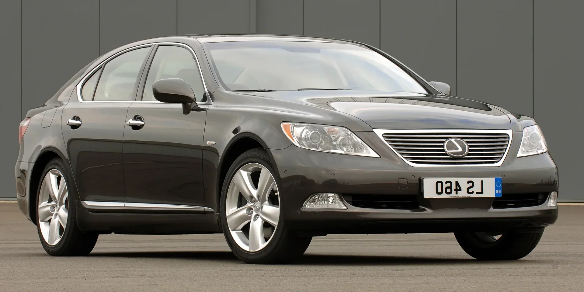 2007 Lexus LS photo 1