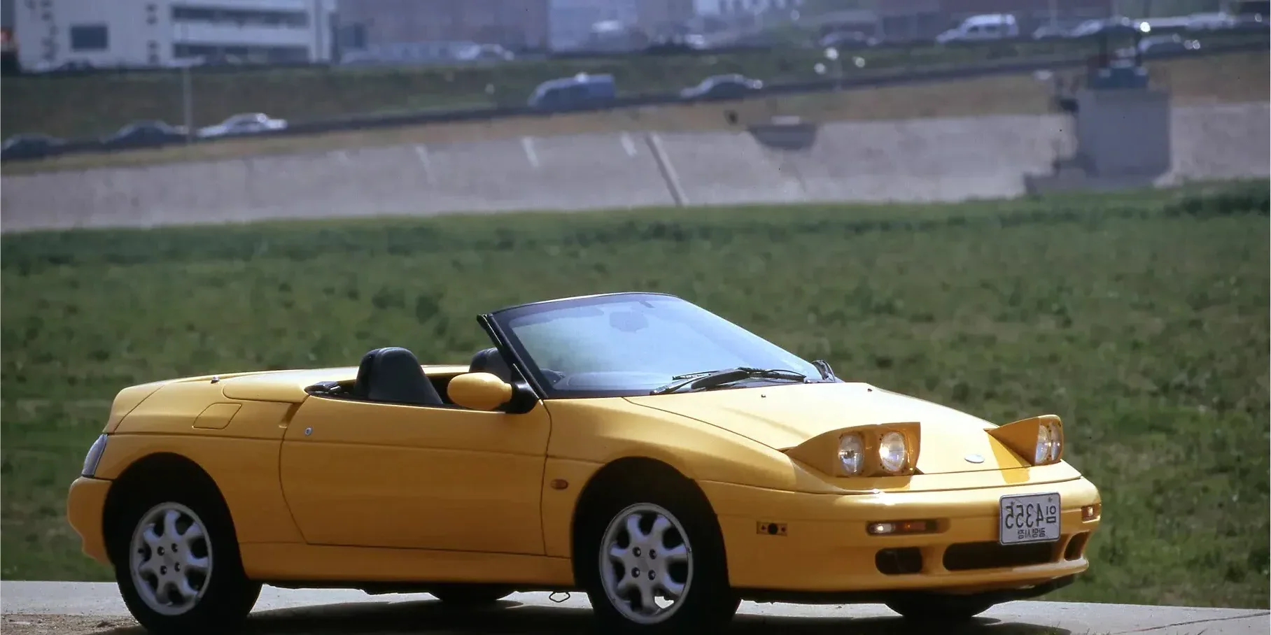 1997 Kia Elan photo 1