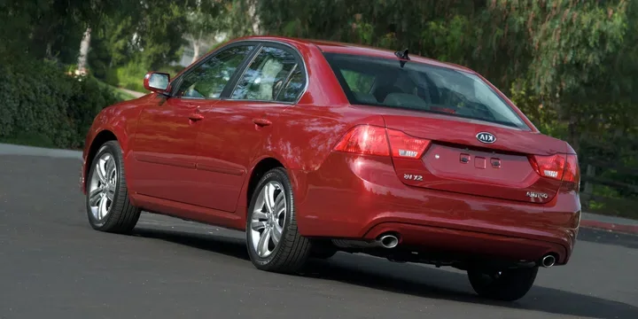 2009 Kia Optima exterior main image