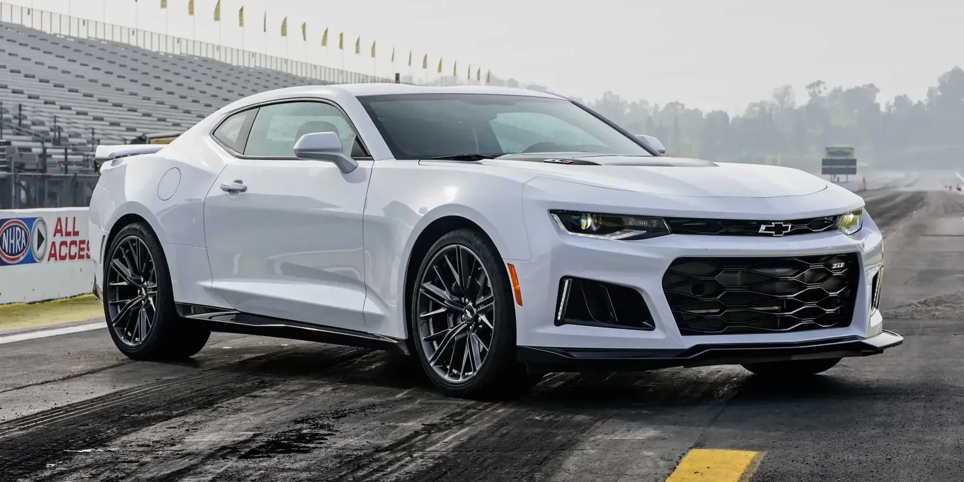 2017 Chevrolet Camaro ZL1 photo 1