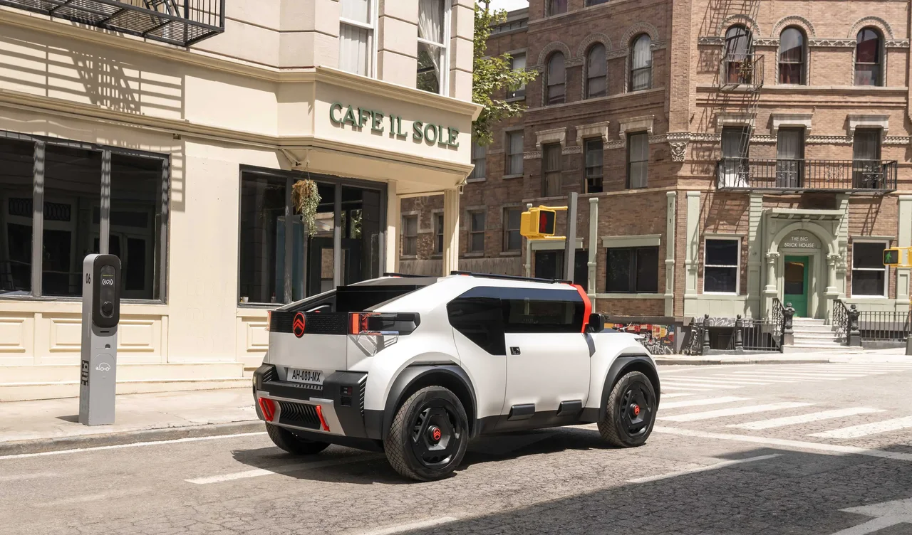 Exterior 2
