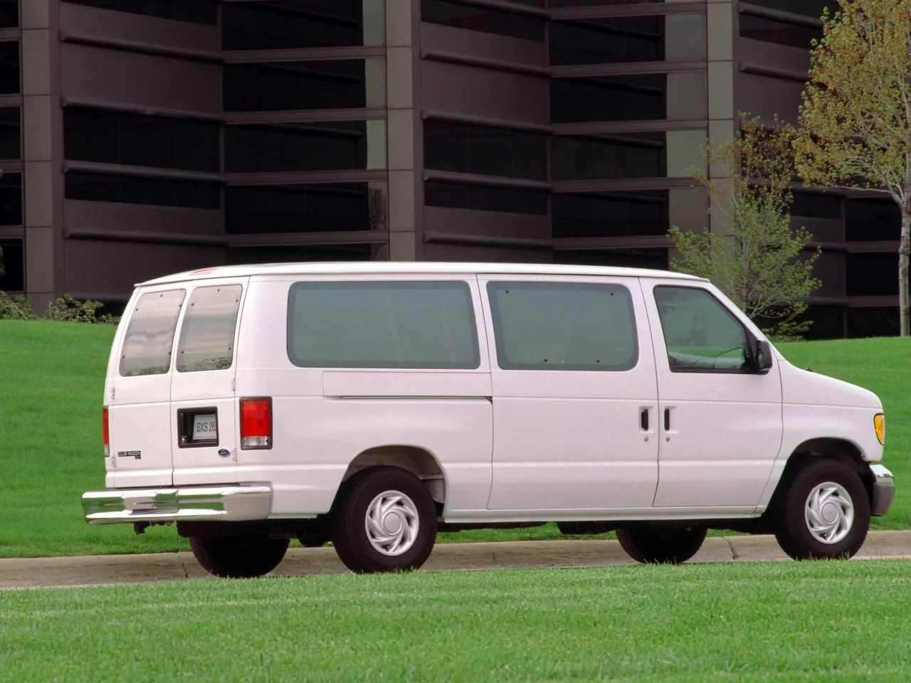 Exterior 4