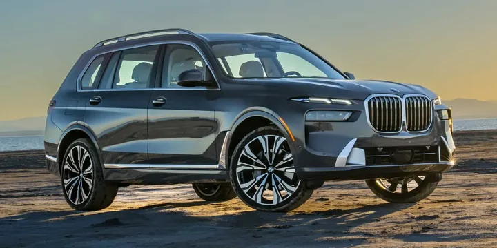 2022 BMW 2022-bmw-x7-xdrive40i-steptronic-8-speed main image