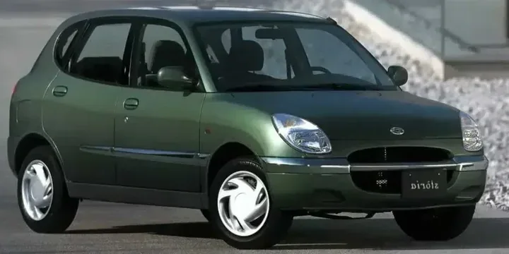1998 Daihatsu 1998-daihatsu-storia-10 main image