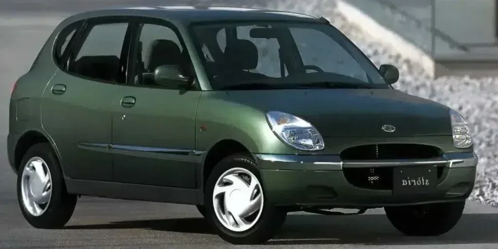 1998 Daihatsu Storia photo 1