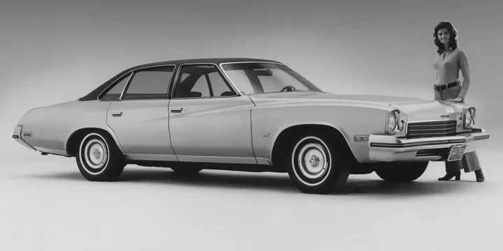 1973 Buick 1973-buick-century-sedan-4-door-sedan-collonade-hardtop-sedan-57-v8-177ps main image