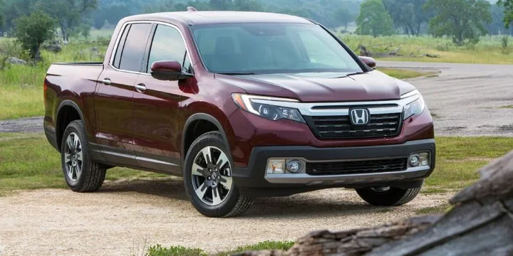 2017 Honda Ridgeline exterior main image