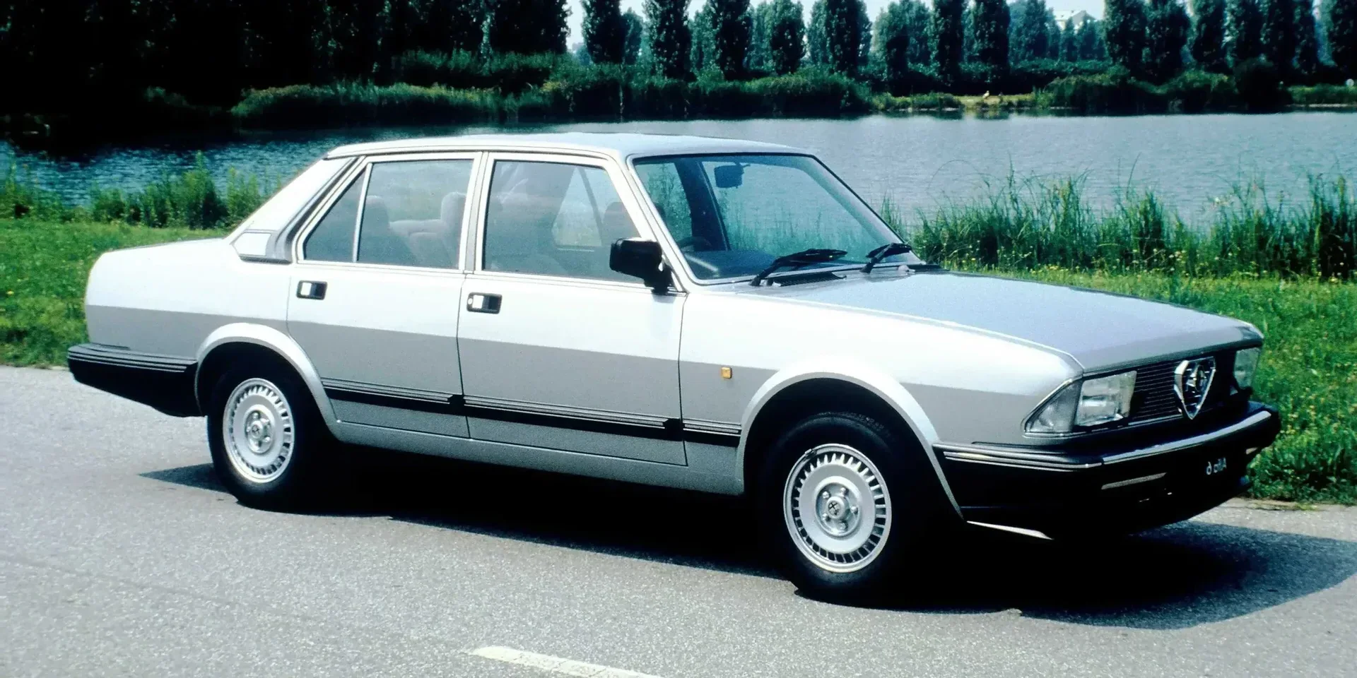 1987 Alfa Romeo Alfa 6 Quadrifoglio Oro photo 1