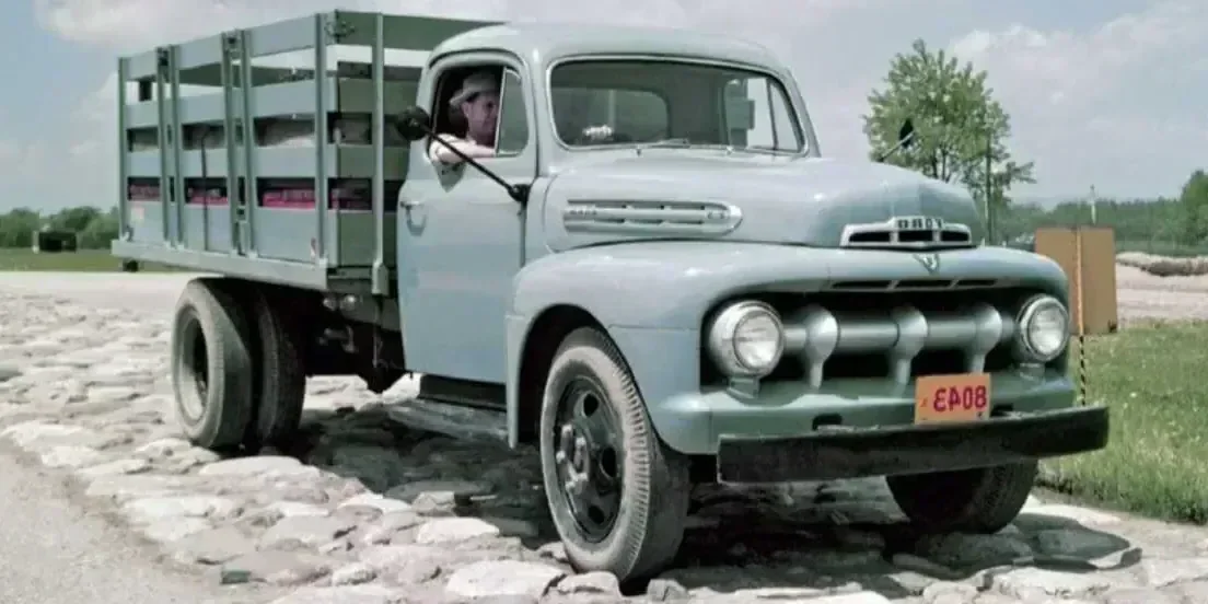 1951 Ford Medium Duty F-5 photo 1