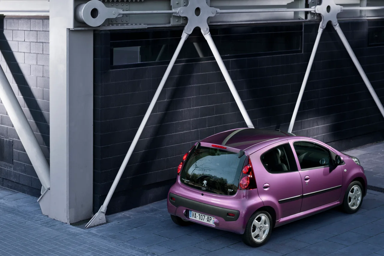 Exterior 4