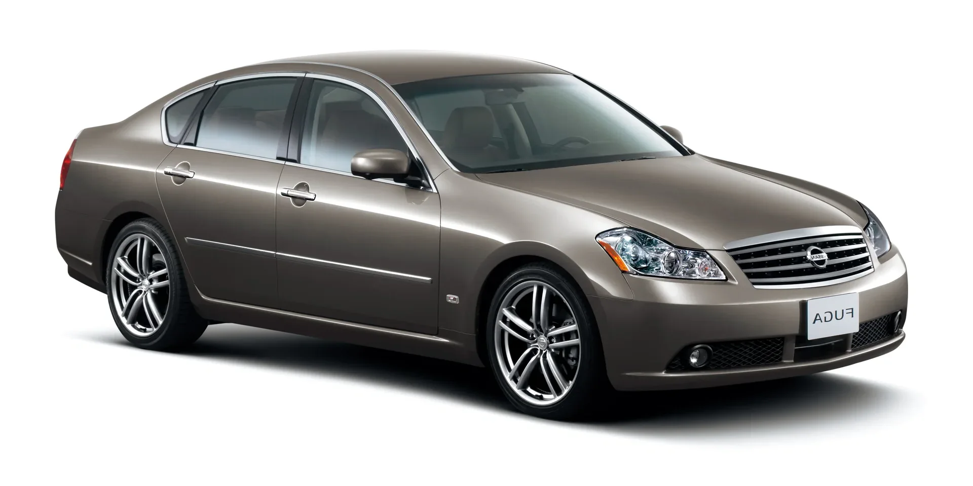 2004 Nissan Fuga photo 1
