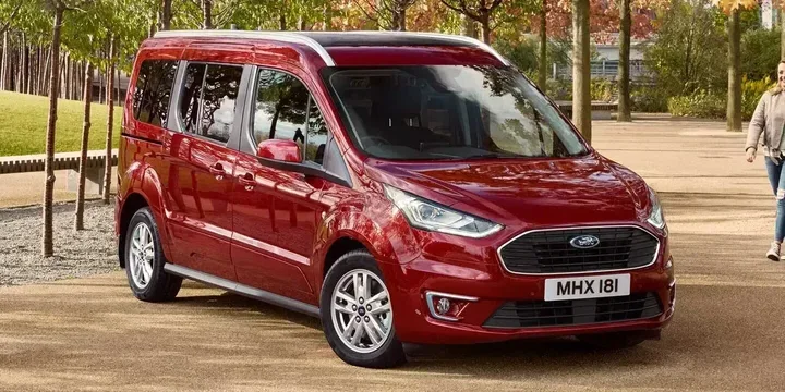 2018 Ford 2018-ford-transit-connect-lcv-grand-tourneo-connect-15-ecoblue-120ps main image