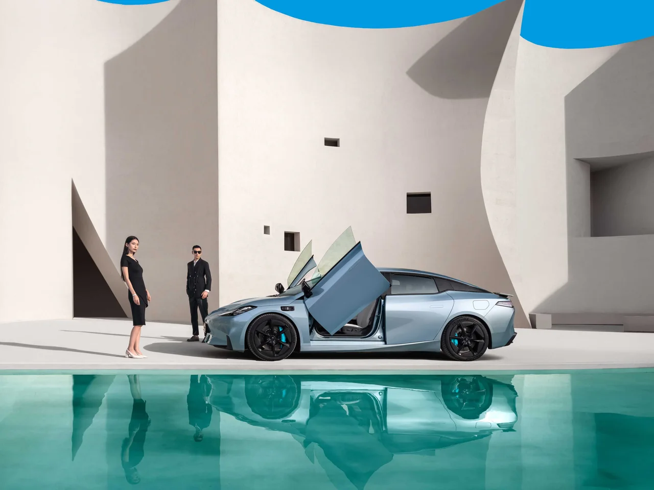 Exterior 6