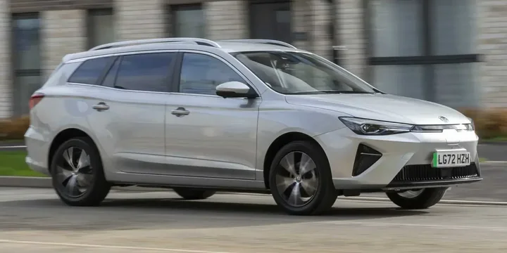 2022 MG 2022-mg-5-ev-5-long-range-single-speed main image