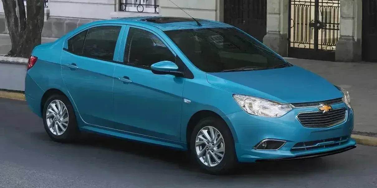 2018 Chevrolet Aveo photo 1