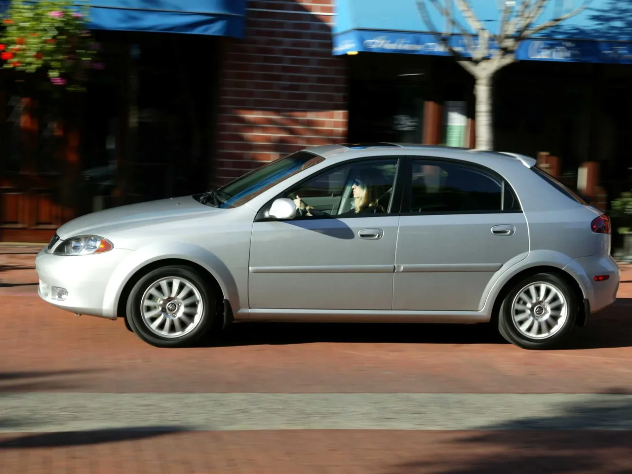 Exterior 2