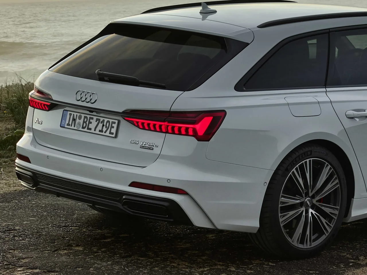 Exterior 15