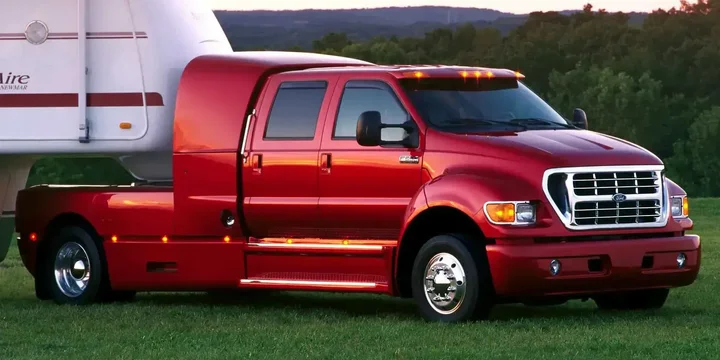 2000 Ford 2000-ford-medium-duty-f-650-super-crewzer-automatic-6-speed main image