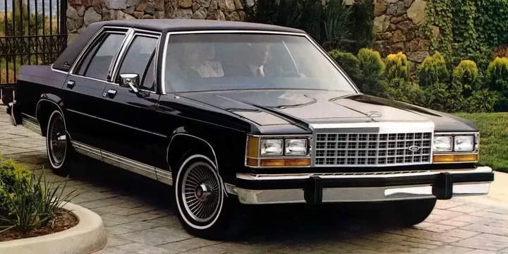 1985 Ford 1985-ford-ltd-crown-victoria-sedan-4-door-50-v8-efi-ho-automatic-157hp-1985-4-speed main image