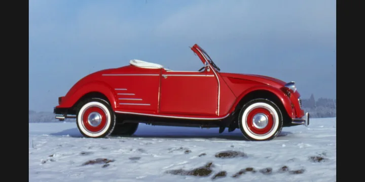 1983 Hoffmann 2CV. Photograph by Zamba, Public domain. https://commons.wikimedia.org/wiki/File:Hoffmann_2cv_cabrio.jpg Fit to 2:1 with dark side borders.