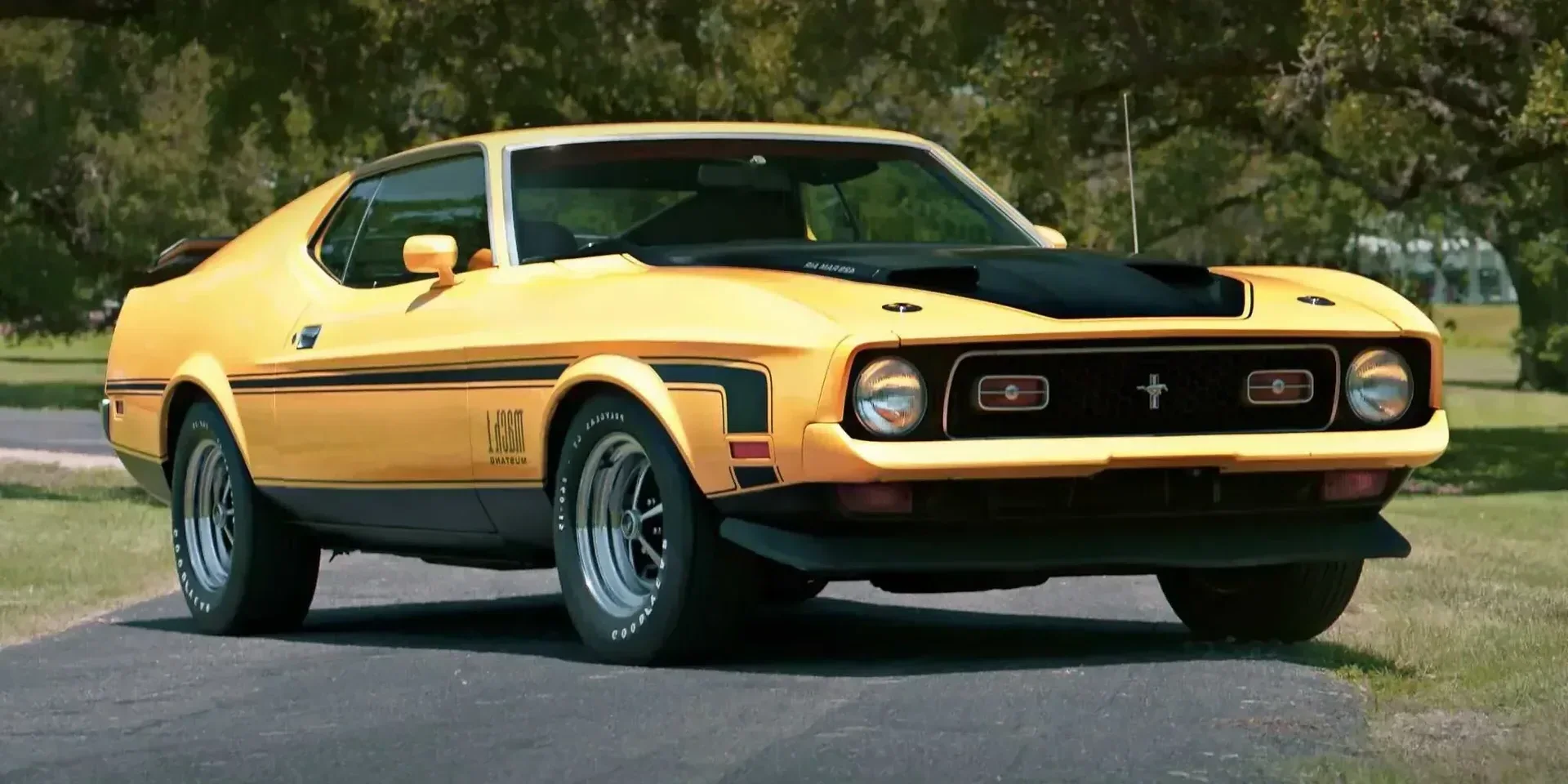 1972 Ford Mustang SportsRoof photo 1