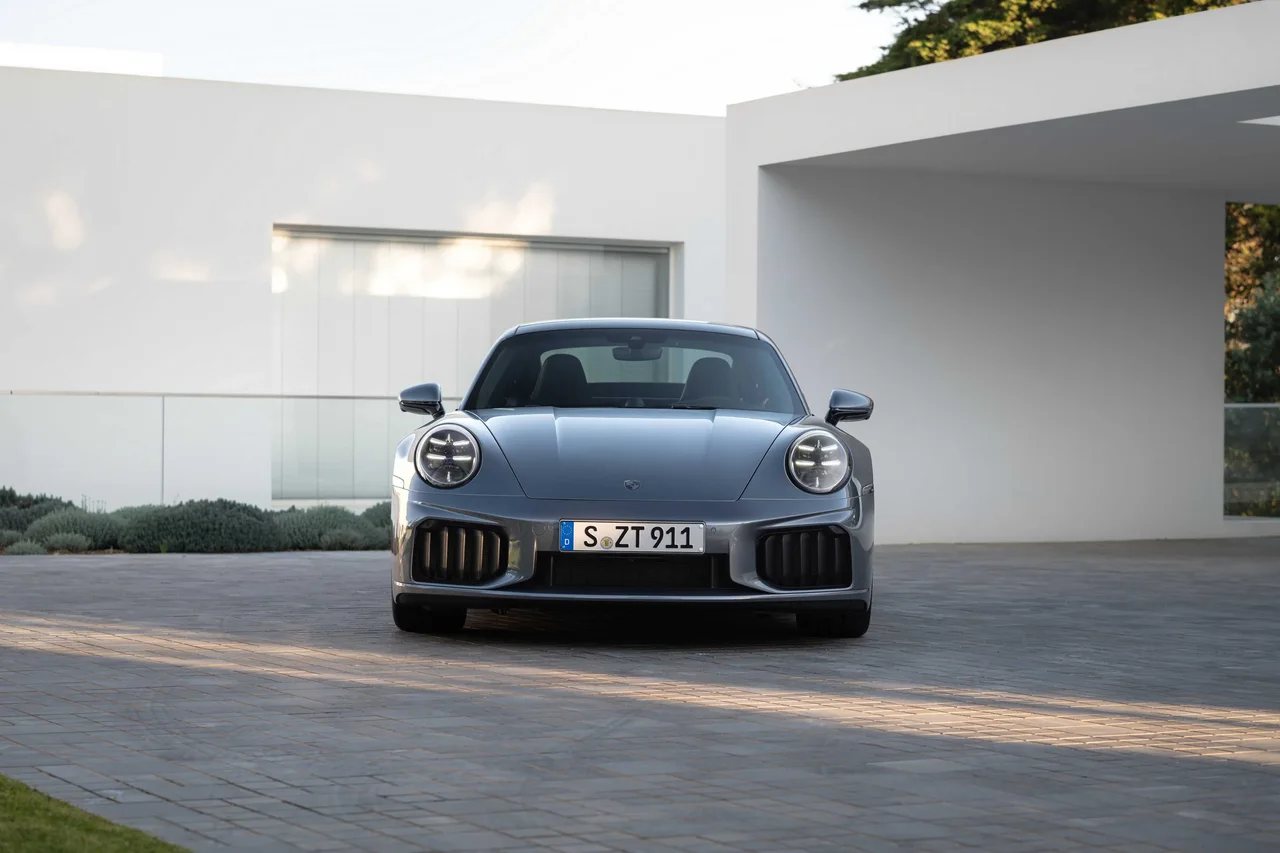 Exterior 4