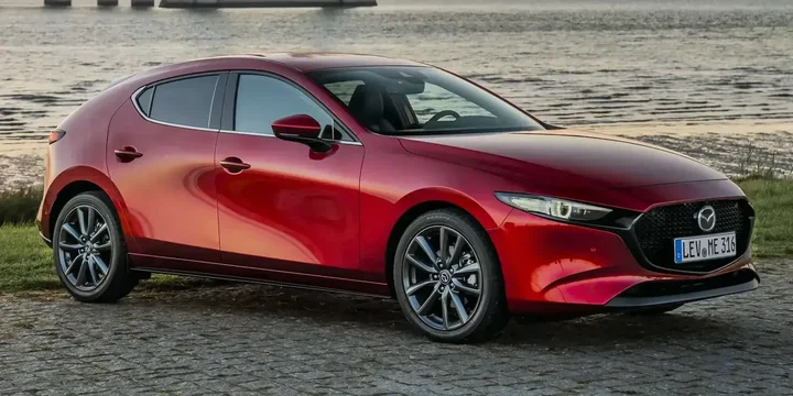 2020 Mazda 2020-mazda-3-hatchback main image