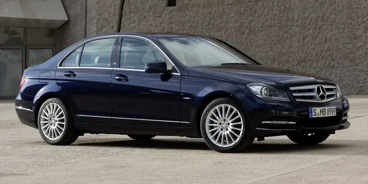 2011 Mercedes-Benz 2011-mercedes-benz-c-class-c-250-cdi-blueefficiency main image
