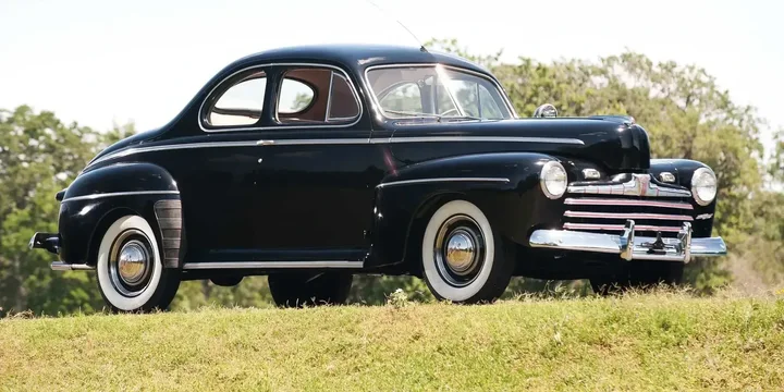 1946 Ford 1946-ford-super-deluxe-coupe-coupe-39-v8-manual-101hp-1946-3-speed main image