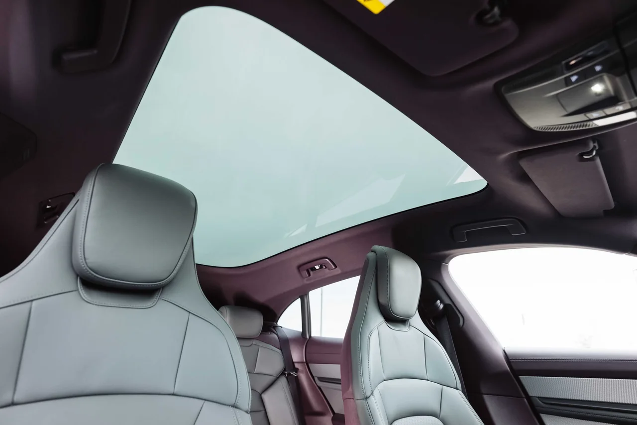 Interior 2