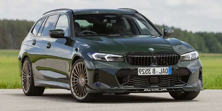 2025 Alpina 2025-alpina-3-series-b3-gt-touring-switch-tronic main image