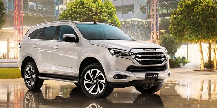 2021 Isuzu MU-X exterior main image