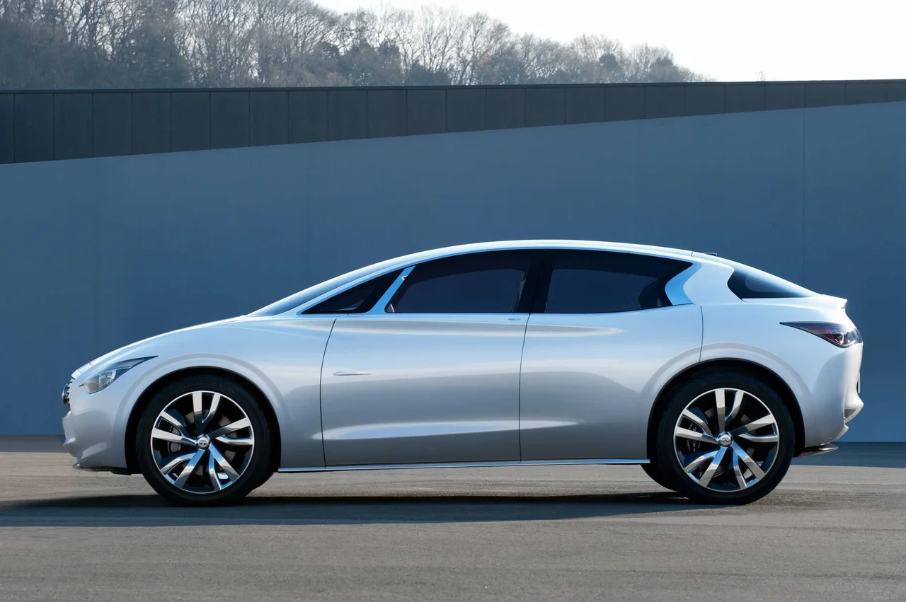 Exterior 3