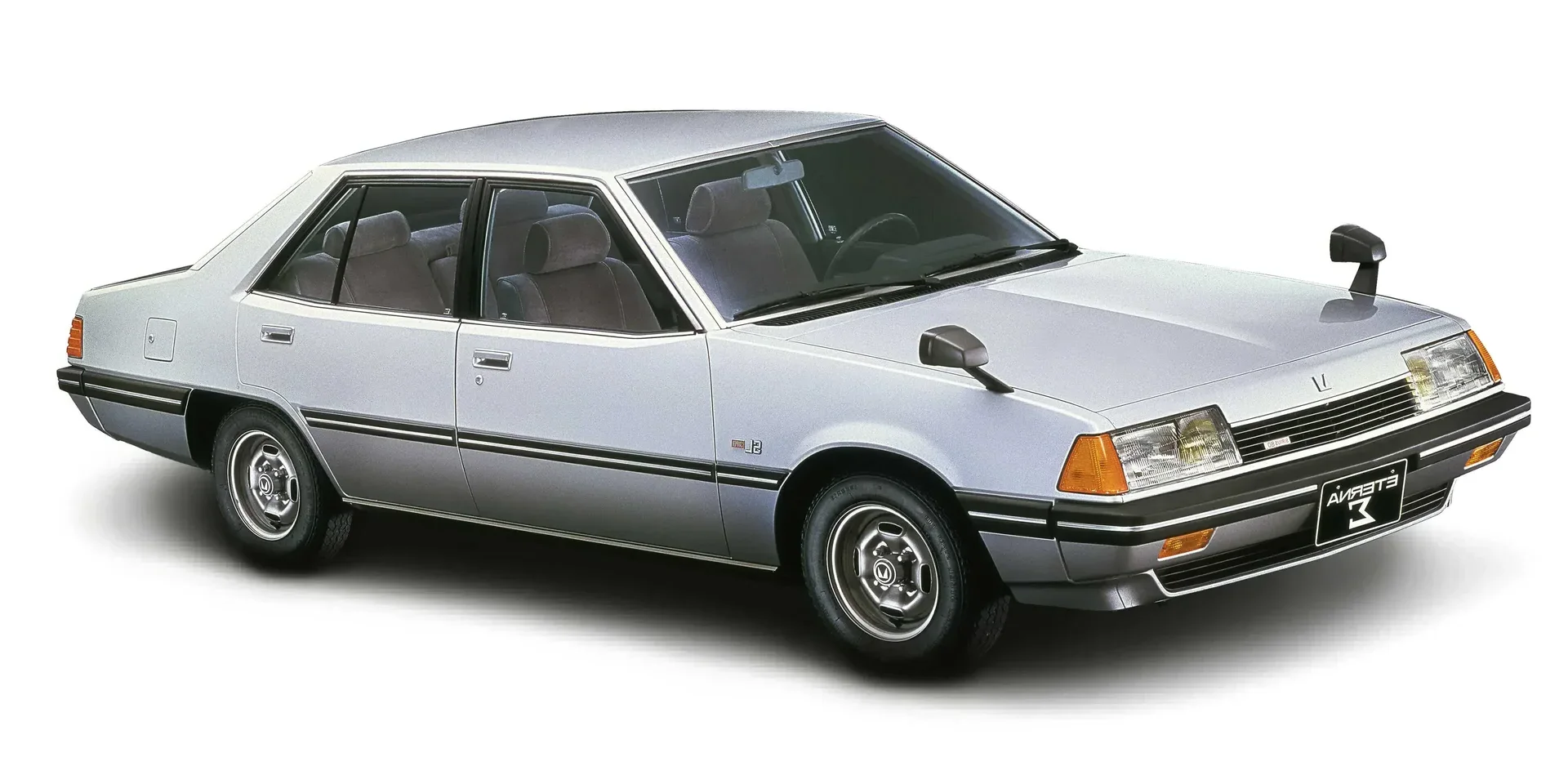 1980 Mitsubishi Eterna photo 1