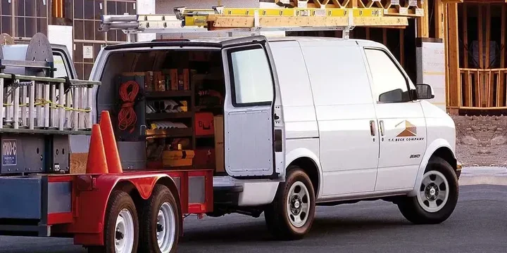 1995 Chevrolet 1995-chevrolet-astro-lcv-cargo-van-43-v6-cpi-hydra-matic-193hp-1995-4-speed main image