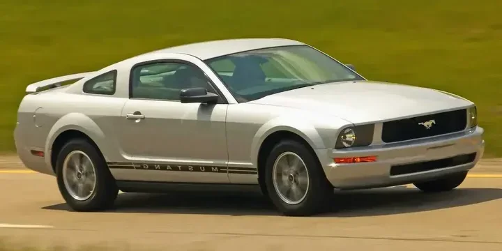 2005 Ford 2005-ford-mustang-v6 main image