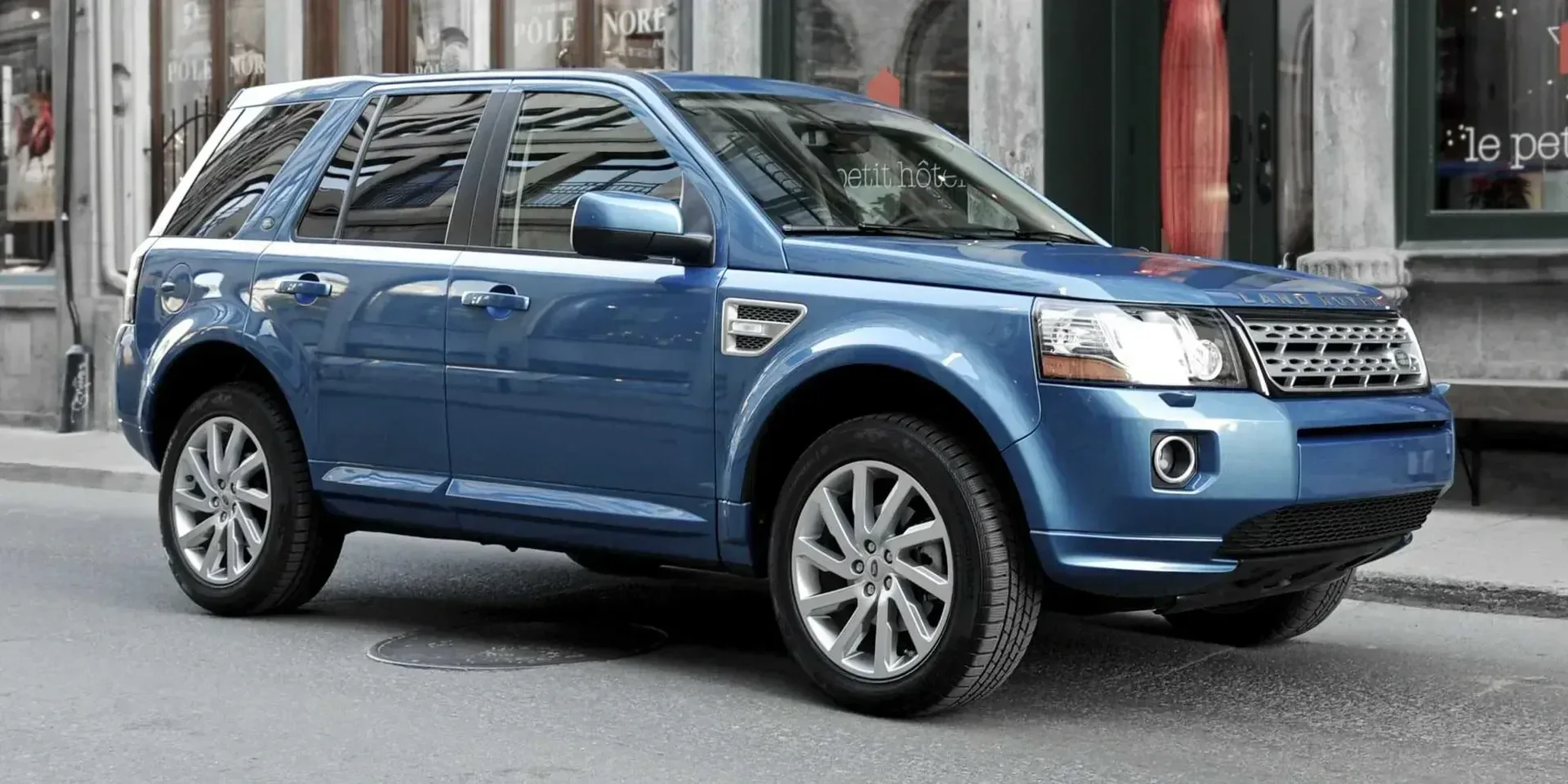 2013 Land Rover LR2 photo 1