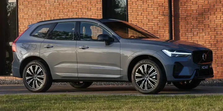 2022 Volvo 2022-volvo-xc60-cn-b5-awd-geartronic-8-speed main image