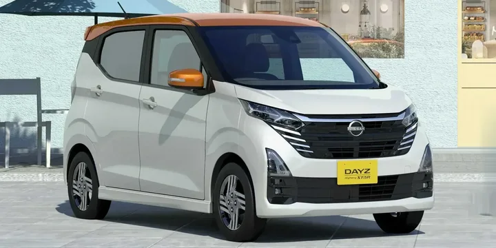 2013 Nissan 2013-nissan-dayz main image