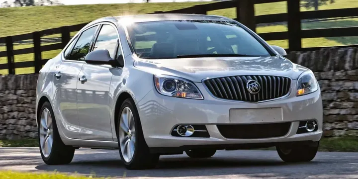 2013 Buick 2013-buick-verano-turbo main image