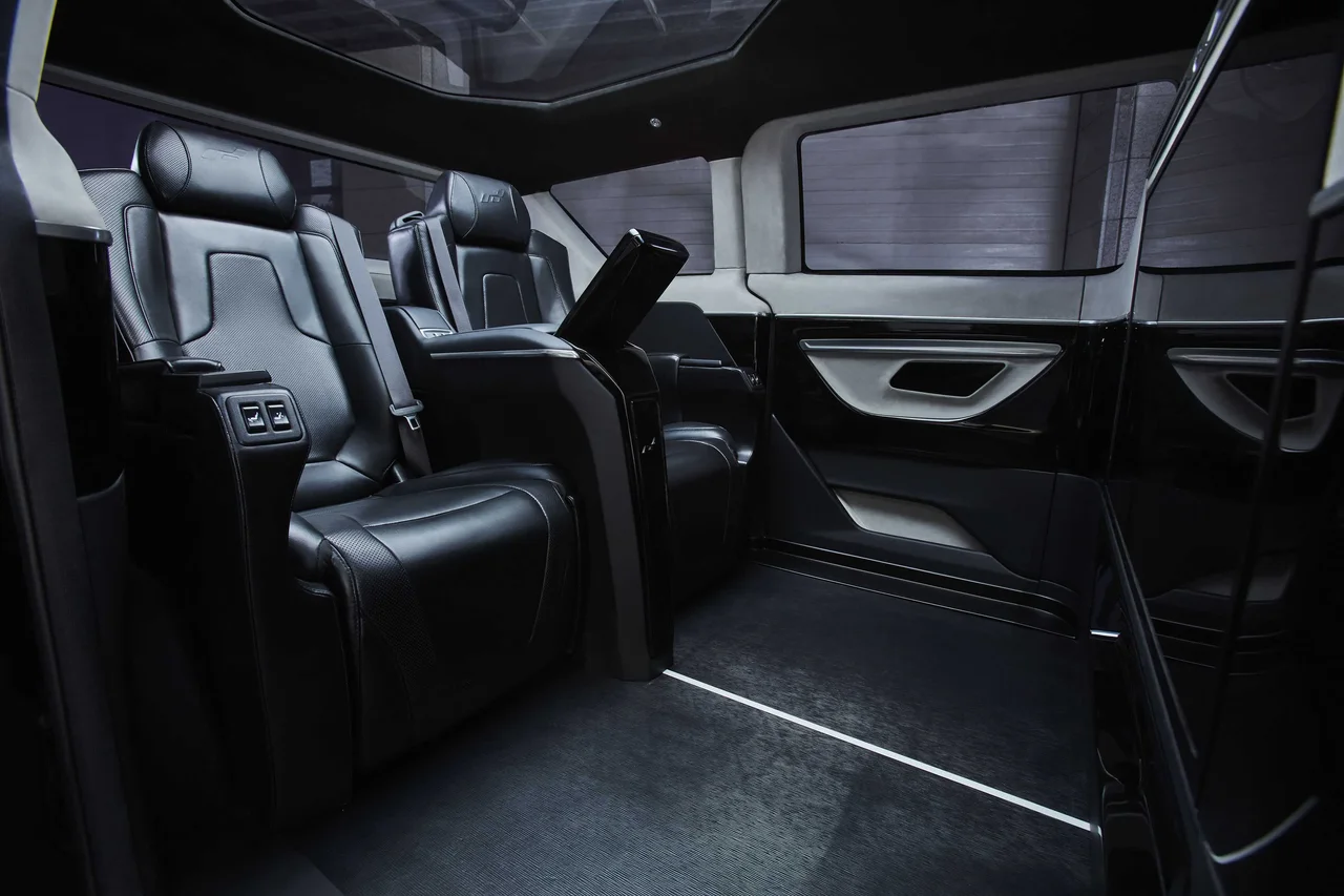Interior 3