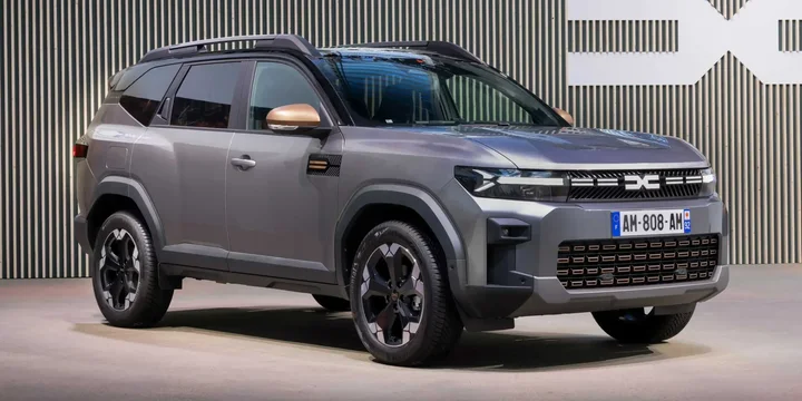 2025 Dacia 2025-dacia-bigster-12-tce-4x4-manual-6-speed main image