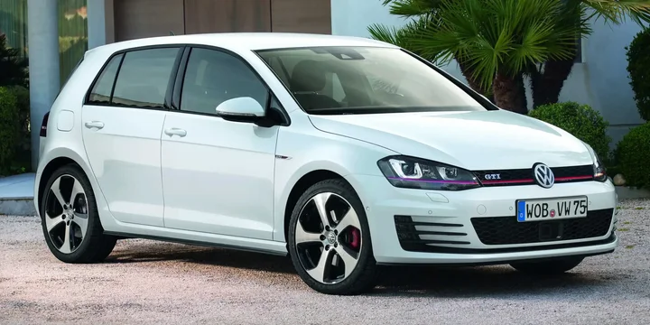 2013 Volkswagen 2013-volkswagen-golf-gti-220ps-2013-2018 main image