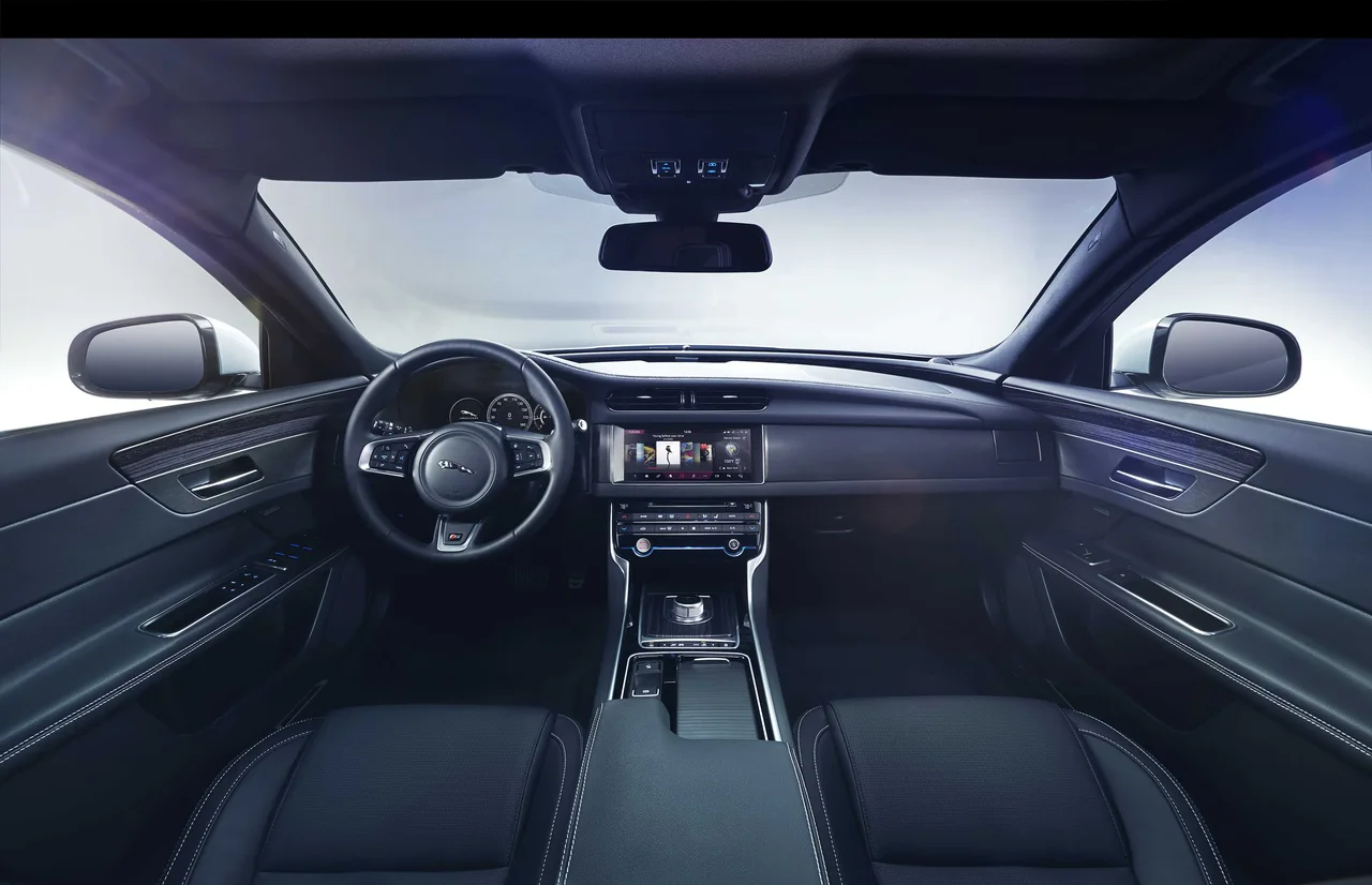 Interior 2