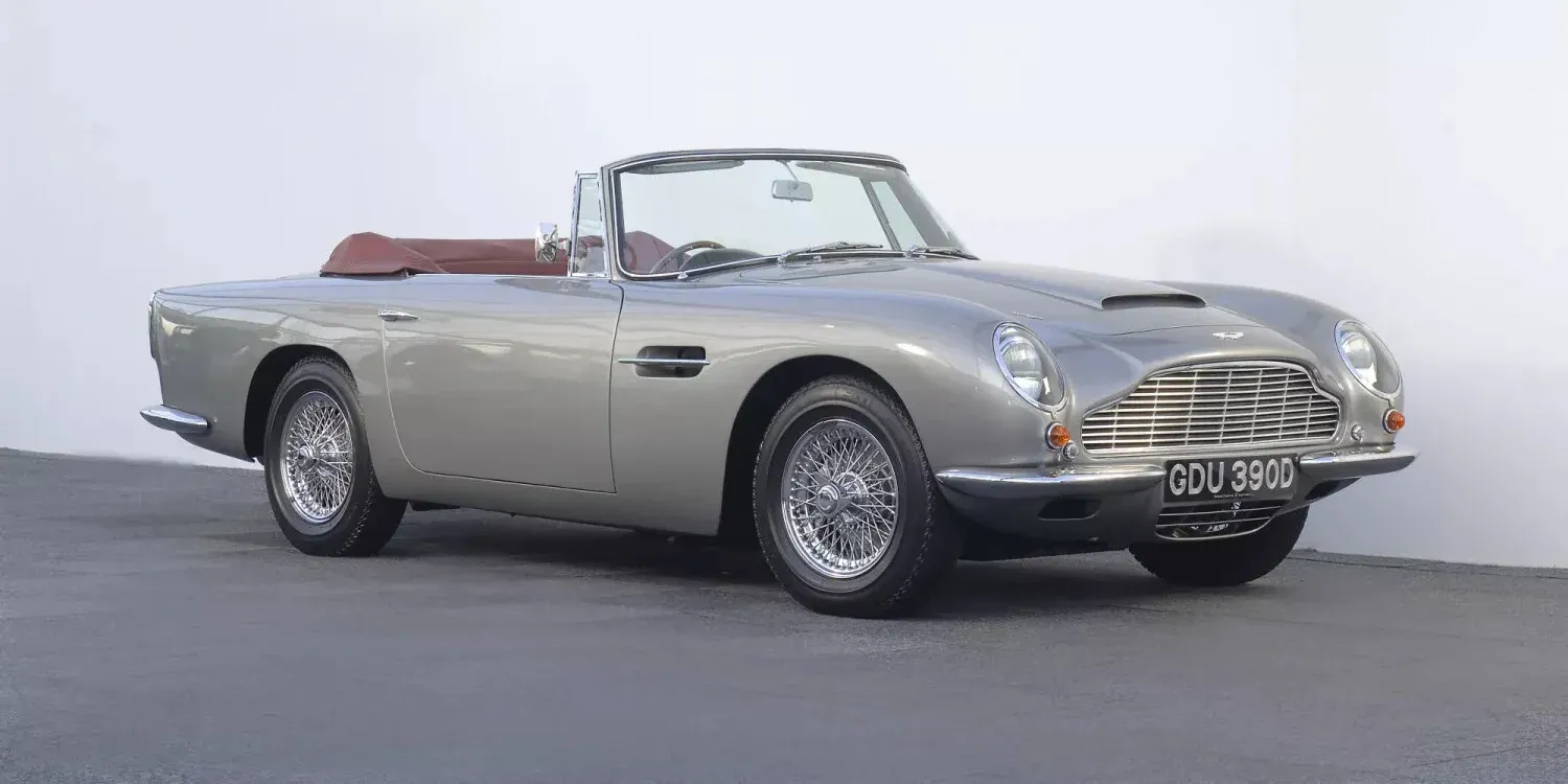 1966 Aston Martin Volante photo 1