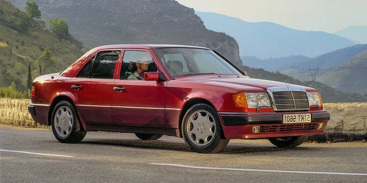 1990 Mercedes-Benz E-Class exterior main image