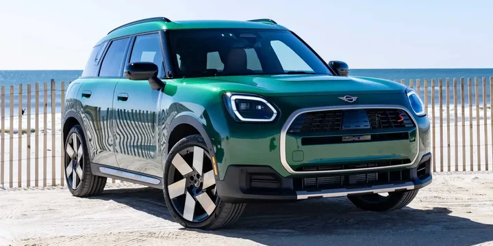 2024 Mini 2024-mini-countryman-s-all4-steptronic-7-speed main image